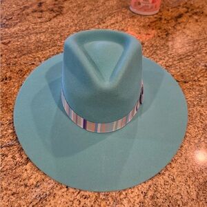 Twister Kids Cowboy cowgirl Hat in Teal with Striped Band should be women’s smal